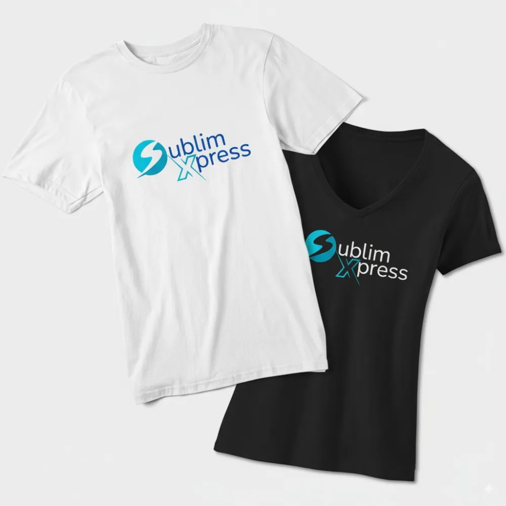 Camisetas sublimadas personalizadas con logo SublimXpress: una blanca y otra negra.