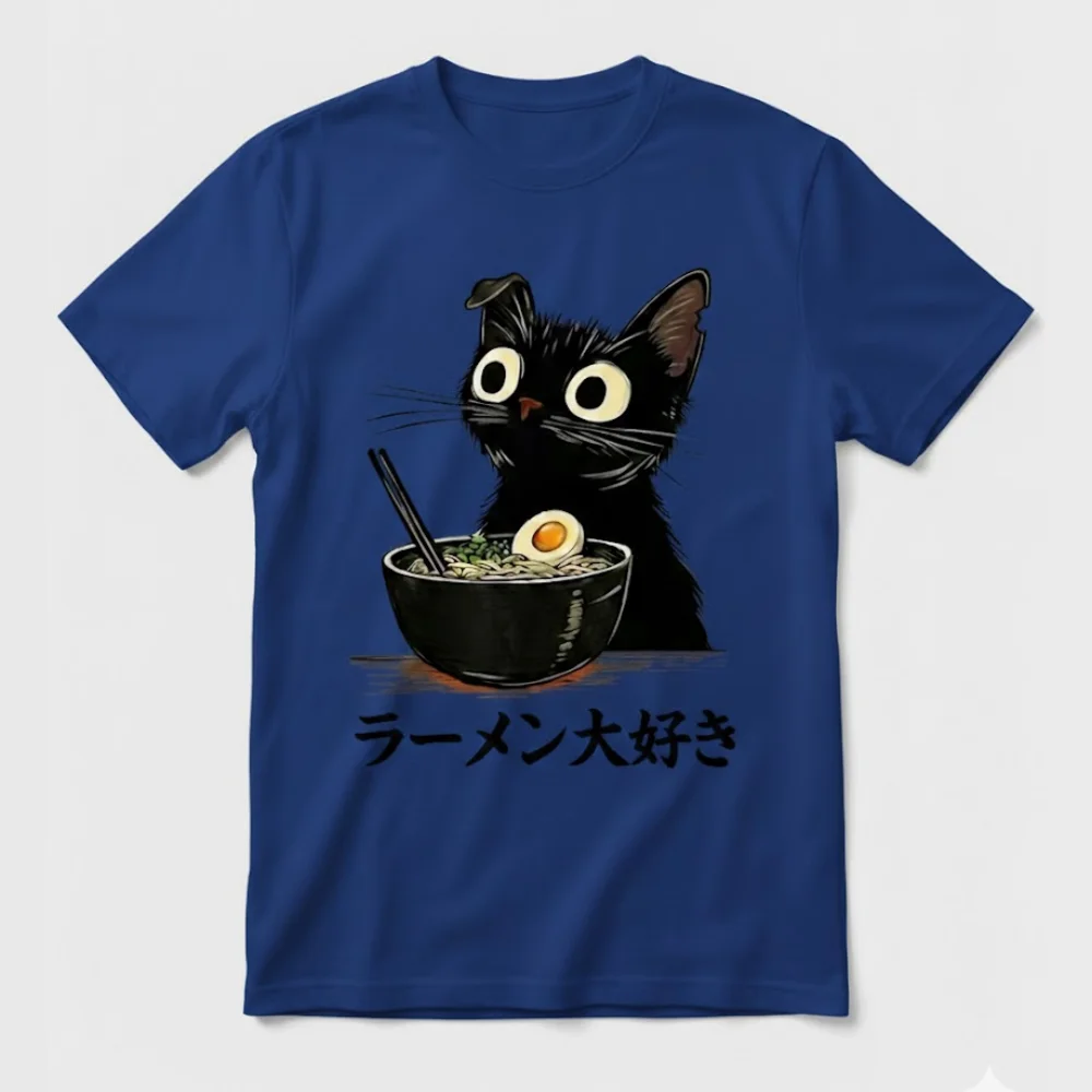 Camiseta personalizada unisex color azul celeste con diseño de gato comiendo ramen y frase japonesa