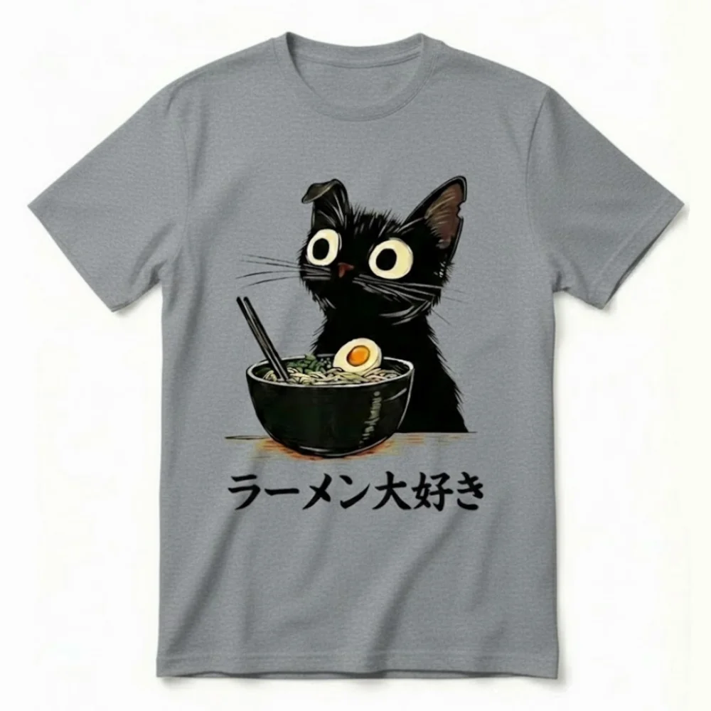 Camiseta personalizada unisex color gris con diseño de gato comiendo ramen y frase japonesa