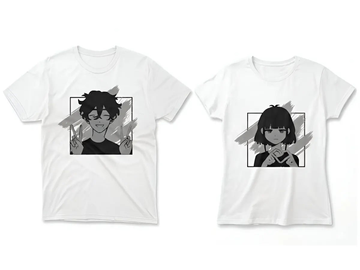 Camisetas blancas para pareja con ilustración a juego en estilo dibujo en blanco y negro