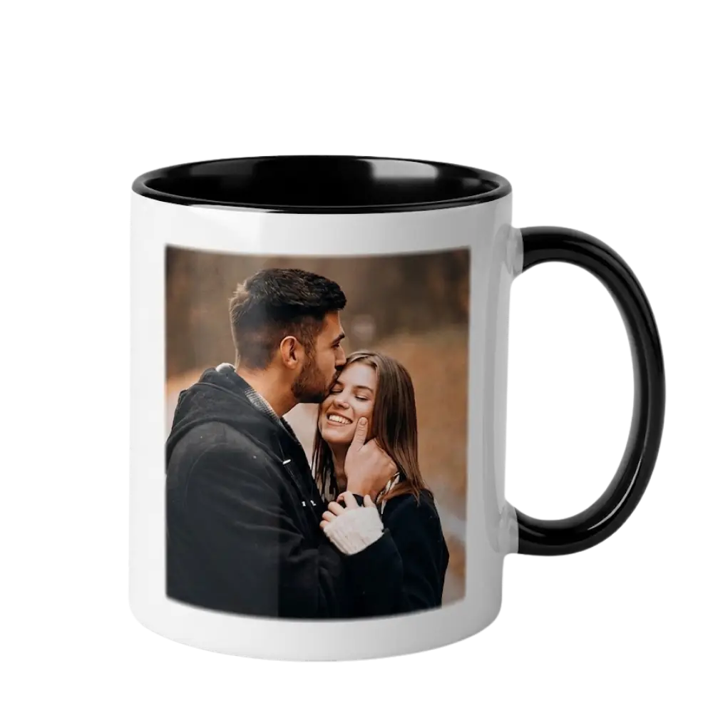 taza con foto de parejas beso
